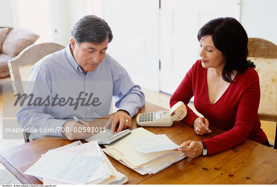 couple paying bills