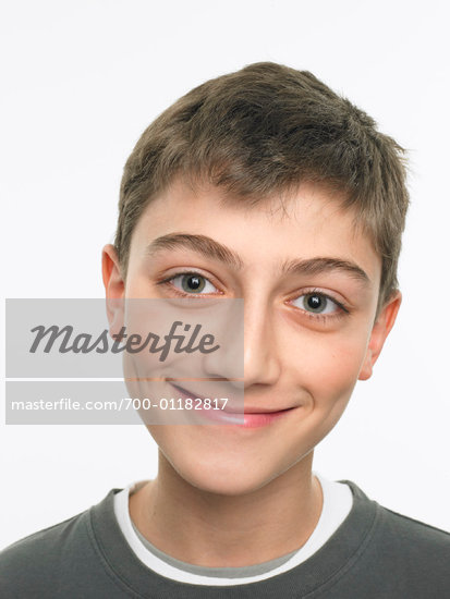  BOY CAUCASIAN ONE boy portrait smiling boy teen smiling boy teenager not 
