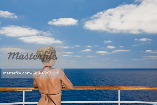 bikini cruise ship