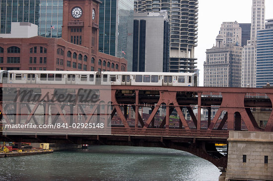 elevated rail chicago