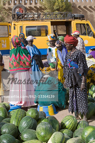 Mali Women Clothing