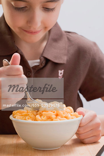 eating macaroni