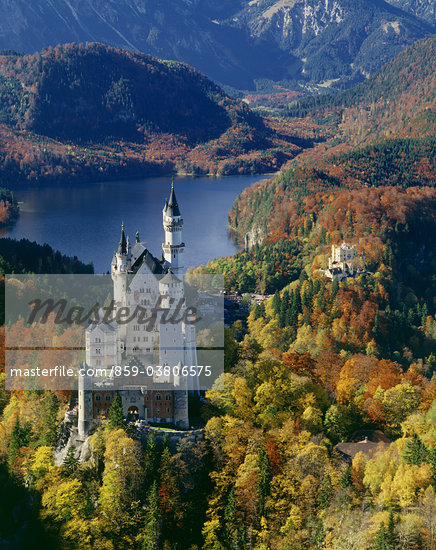 Neuschwanstein Castle Construction