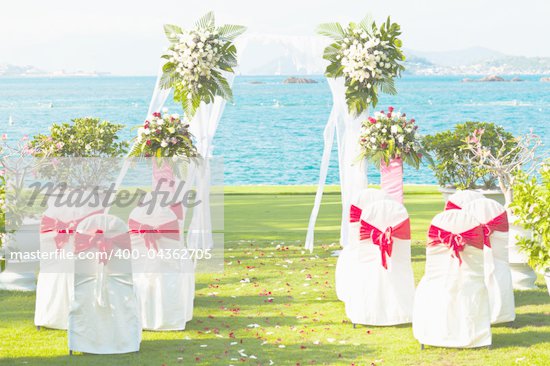 Gate for a wedding on a tropical beach