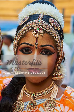 Tanz-Show an Guruvayur, Krishna-Tempel, Kerala, Indien, Asien Stockbilder