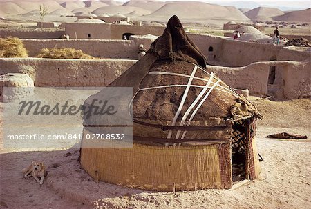 841-02708532em-Tent-or-yurt-of-nomads-pi