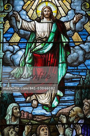 841-03066082em-Stained-glass-window--St--James-Anglican-Church-dating-from-circa-1628.jpg