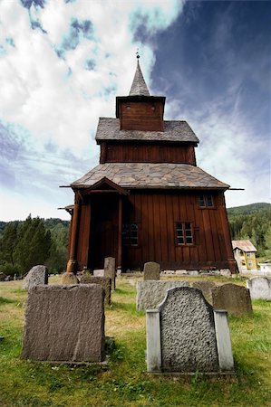 simsearch:400-04015133,k - A stavechurch - stavkirke - in Norway located at Torpo built in the 13th century. Stock Photo - Budget Royalty-Free & Subscription, Code: 400-04015137