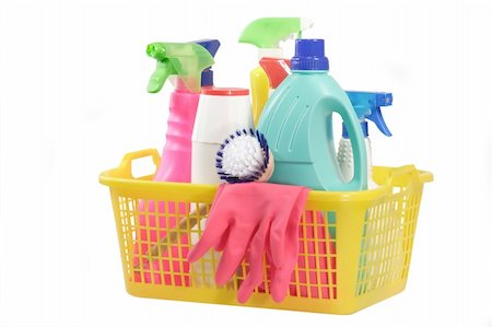 simsearch:400-04287497,k - Cleaning supply bottles in a basket, isolated on white background Stock Photo - Budget Royalty-Free & Subscription, Code: 400-04019300