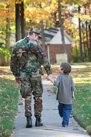 family and army - Military Dad and Son Holding Hands Walking Stock Photo - Budget Royalty-Free & Subscription, Code: 400-04026206