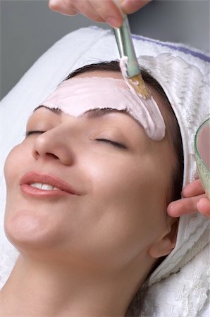 simsearch:400-06137898,k - beauty salon series. applying of cleaning facial mask. Foto de stock - Super Valor sin royalties y Suscripción, Código: 400-04021313