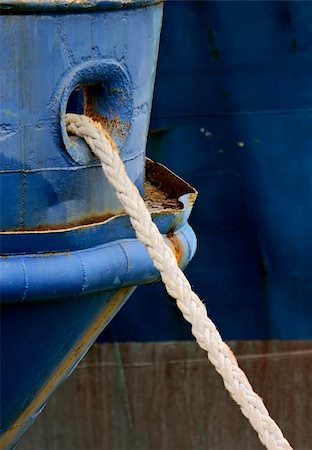 simsearch:400-04433053,k - Close-up of a boat anchor rope Stock Photo - Budget Royalty-Free & Subscription, Code: 400-04023226