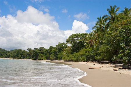 simsearch:400-03936650,k - View over beach at Manuel Antonio National Park, Costa Rica. Stock Photo - Budget Royalty-Free & Subscription, Code: 400-04058758