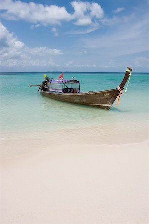 simsearch:400-04418173,k - Longtail boat in bright blue water, Koh Poda, Krabi Province, Thailand Stock Photo - Budget Royalty-Free & Subscription, Code: 400-04065348