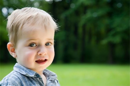 simsearch:400-04594888,k - Little Kid Portrait Outdoors Stock Photo - Budget Royalty-Free & Subscription, Code: 400-04069241