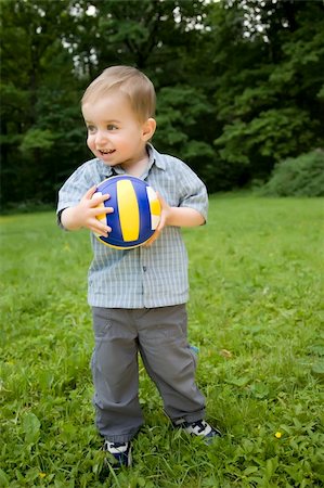 simsearch:400-04594888,k - The Little Boy With A Ball Stock Photo - Budget Royalty-Free & Subscription, Code: 400-04069242