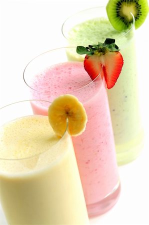 simsearch:824-07586355,k - Various fruit smoothies isolated on white background Stock Photo - Budget Royalty-Free & Subscription, Code: 400-04063386