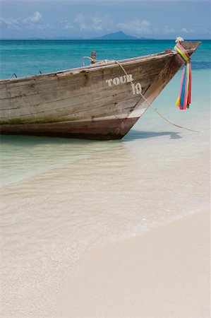 simsearch:400-04418173,k - Longtail boat in bright blue water, Koh Poda, Krabi Province, Thailand Stock Photo - Budget Royalty-Free & Subscription, Code: 400-04063941