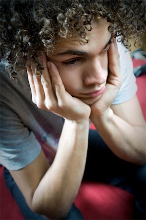 simsearch:400-04604807,k - Brazilian teenager sad and upset in bedroom Stock Photo - Budget Royalty-Free & Subscription, Code: 400-04082972
