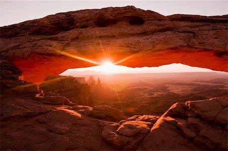 Sunrise at Mesa Arch Stock Photo - Budget Royalty-Free & Subscription, Code: 400-04096972