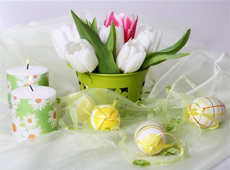simsearch:700-01173313,k - Table decoration for Easter with eggs and white tulips Stock Photo - Budget Royalty-Free & Subscription, Code: 400-04093882