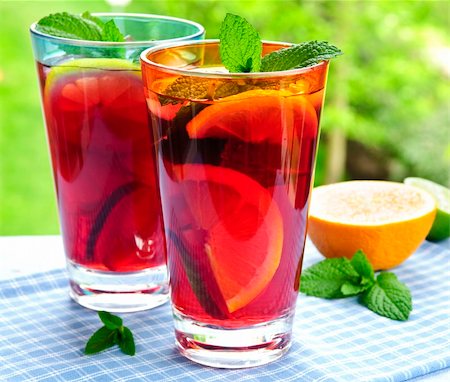soda in glass - Refreshing fruit punch in two glasses outside Stock Photo - Budget Royalty-Free & Subscription, Code: 400-04117736