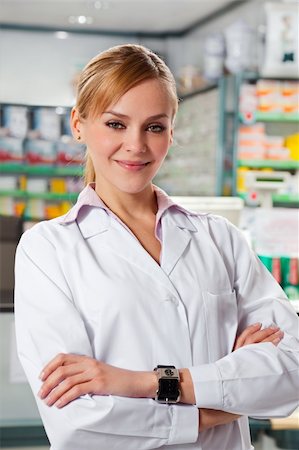simsearch:400-04106195,k - portrait of mid adult pharmacist looking at camera Stock Photo - Budget Royalty-Free & Subscription, Code: 400-04110164