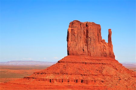 simsearch:862-08091453,k - View of West Mitten Butte in Monument Valley. Stock Photo - Budget Royalty-Free & Subscription, Code: 400-04155946