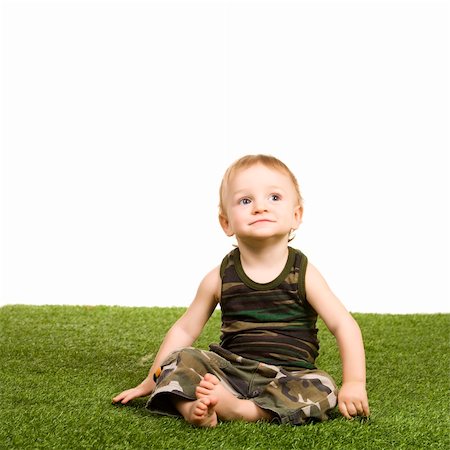 simsearch:400-04594888,k - studio shot of little happy boy on white background Stock Photo - Budget Royalty-Free & Subscription, Code: 400-04167186