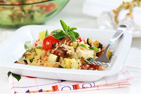 simsearch:400-06079651,k - Vegetable risotto with mushrooms and fresh herbs Stock Photo - Budget Royalty-Free & Subscription, Code: 400-04183400