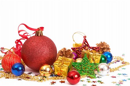 simsearch:400-04499144,k - Red Christmas baubles and other decorations isolated on white background with copy space. Stock Photo - Budget Royalty-Free & Subscription, Code: 400-04235896