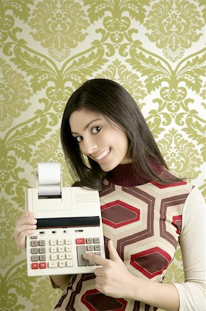 retro accountant woman calculator vintage green sixties wallpaper Photographie de stock - Aubaine LD & Abonnement, Code: 400-04236582