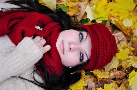 simsearch:859-03983201,k - autumn beauty woman Stock Photo - Budget Royalty-Free & Subscription, Code: 400-04231035