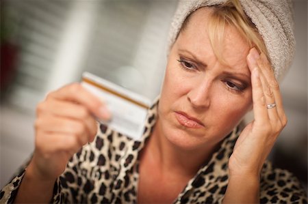 Woman Obviously Very Upset Over Her Credit Card. Stock Photo - Budget Royalty-Free & Subscription, Code: 400-04257802