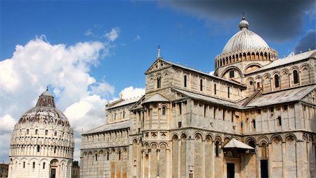 simsearch:400-05672489,k - The Baptistry of St. John, Duomo Cathedral in Pisa, Tuscany, Italy Stock Photo - Budget Royalty-Free & Subscription, Code: 400-04259980
