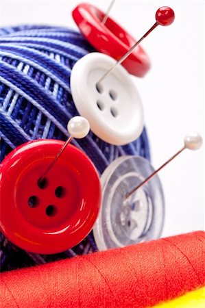 simsearch:400-06079198,k - red and white pins in wool ball with buttons Stock Photo - Budget Royalty-Free & Subscription, Code: 400-04267007