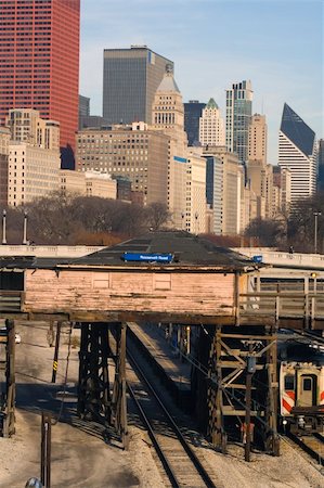 Famous Roosevelt Station in downtown Chicago Stock Photo - Budget Royalty-Free & Subscription, Code: 400-04262187