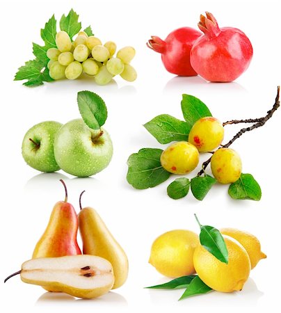 simsearch:400-05664137,k - set fresh fruits with green leaf isolated on white background Stock Photo - Budget Royalty-Free & Subscription, Code: 400-04288731