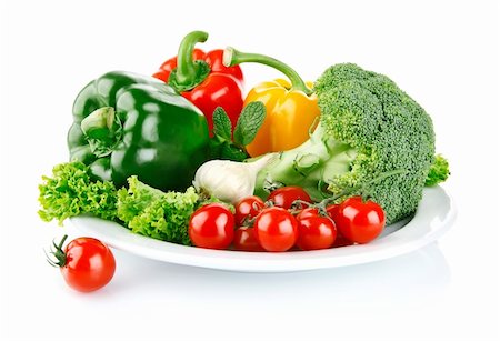 simsearch:400-05664137,k - fresh vegetables in plate isolated on white background Stock Photo - Budget Royalty-Free & Subscription, Code: 400-04308334