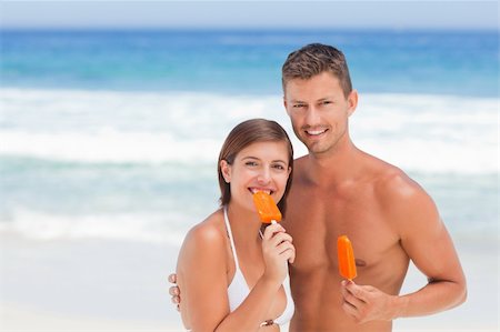 Couple eating an ice cream Stock Photo - Budget Royalty-Free & Subscription, Code: 400-04336916