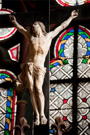 Statue  in Notre Dame cathedral in Paris Photographie de stock - Aubaine LD & Abonnement, Code: 400-04348803