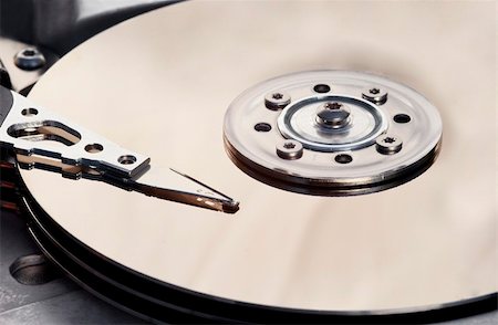 simsearch:400-05238336,k - Detail of the read head and hard disk Stock Photo - Budget Royalty-Free & Subscription, Code: 400-04342963