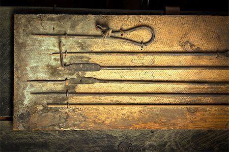 simsearch:400-06560568,k - old black smith`s tools in a museum of old town Photographie de stock - Aubaine LD & Abonnement, Code: 400-04361598