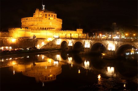 simsearch:400-05369313,k - view of Castel Sant' Angelo night in Rome, Italy Stock Photo - Budget Royalty-Free & Subscription, Code: 400-04379218