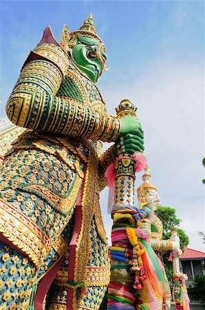 giant symbol, Wat Arun temple Stock Photo - Budget Royalty-Free & Subscription, Code: 400-04384728