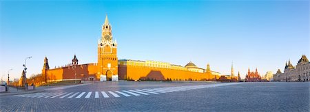 simsearch:400-06924255,k - Hight resolution panoramic image of the Red Square in Moscow, Russia Stock Photo - Budget Royalty-Free & Subscription, Code: 400-04386008