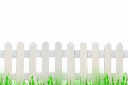 photo picket garden - old white fence and grass for background Stock Photo - Budget Royalty-Free & Subscription, Code: 400-04386757