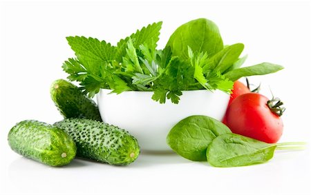 simsearch:400-05664137,k - fresh vegetables with parsley and spinach in plate isolated on white background Stock Photo - Budget Royalty-Free & Subscription, Code: 400-04387421