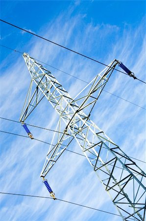 Pylon and transmission power line Photographie de stock - Aubaine LD & Abonnement, Code: 400-04380137