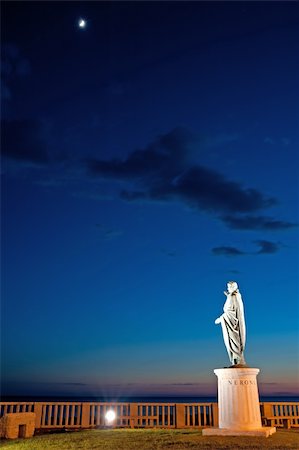 a night view of Nerone's statue in Anzio Stock Photo - Budget Royalty-Free & Subscription, Code: 400-04383062